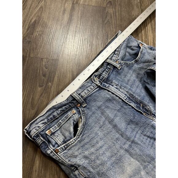 Levis 514 Jeans Mens Size 38x30 Blue Light Wash Denim Straight Leg Slim Fit - Picture 4 of 8